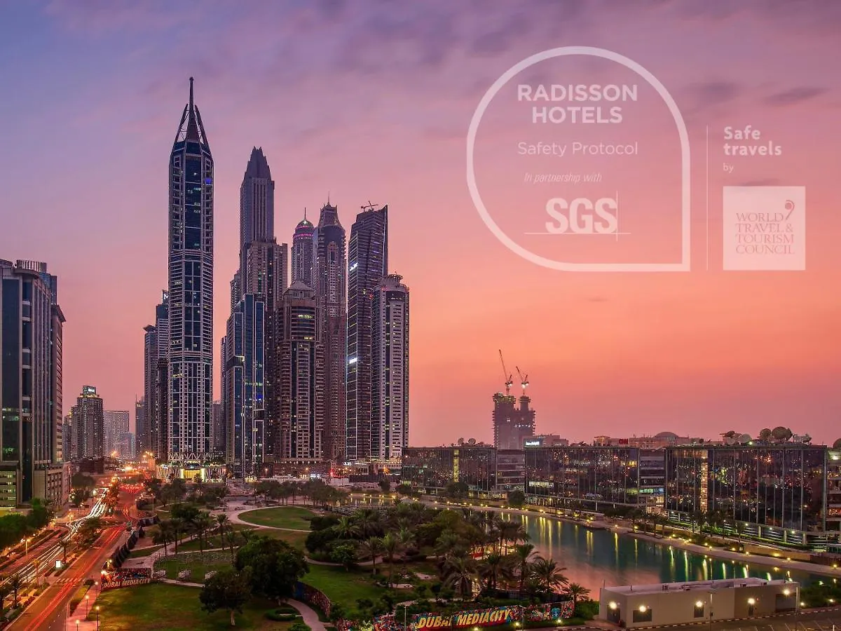 Radisson Blu Hotel, Dubai Media City 4*,