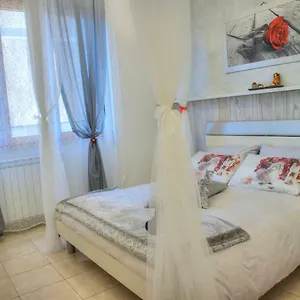 rosa-del-mare-house.it-tuscanyhotel.com/