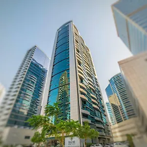 4* Apartahotel First
