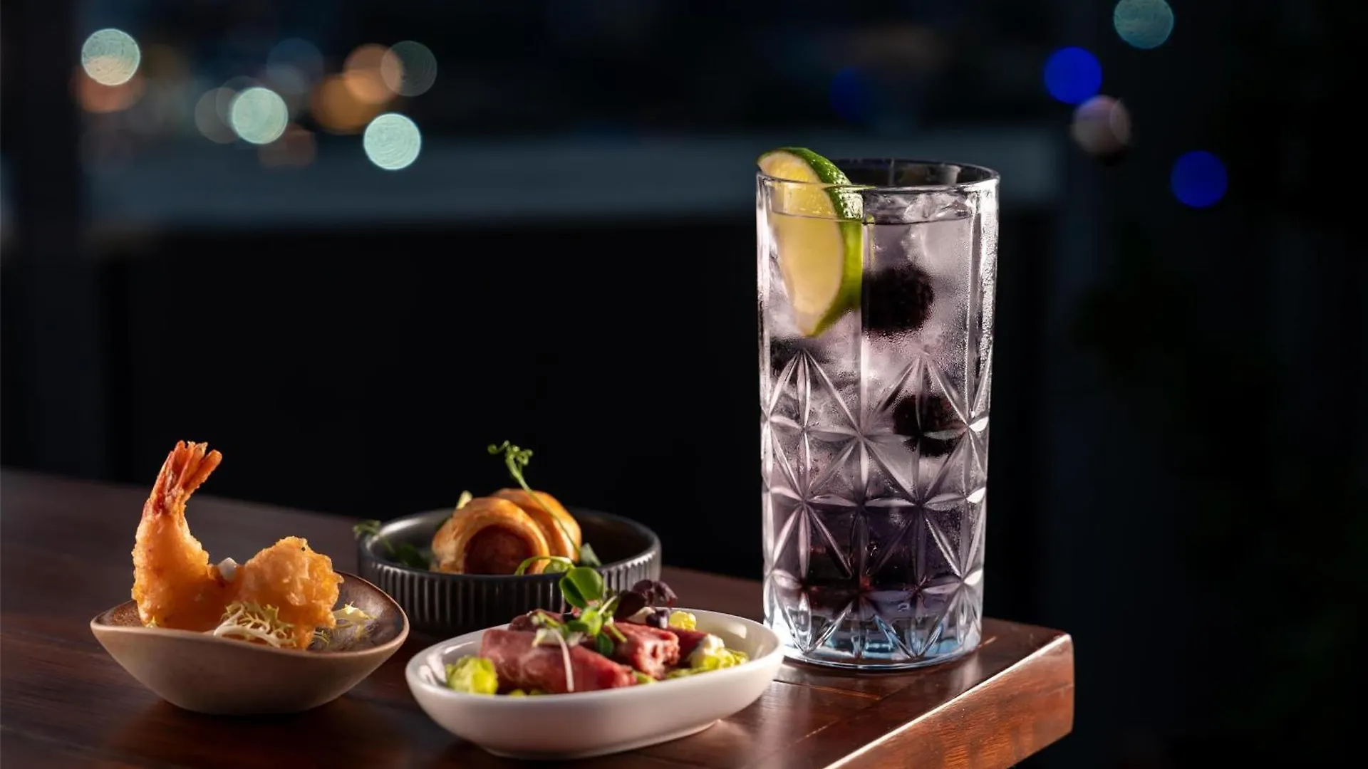 Radisson Blu Hotel, Dubai Media City Hotel